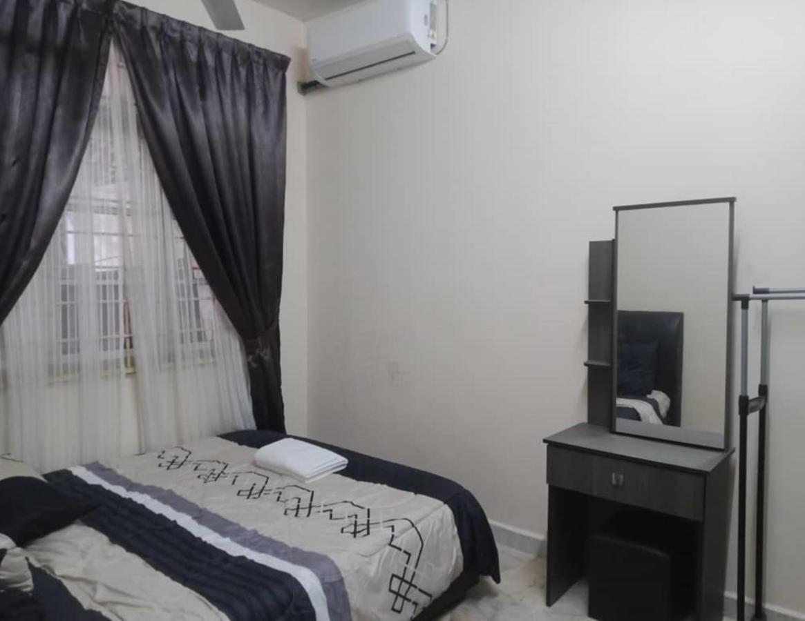Ilham Homestay Куантан Экстерьер фото